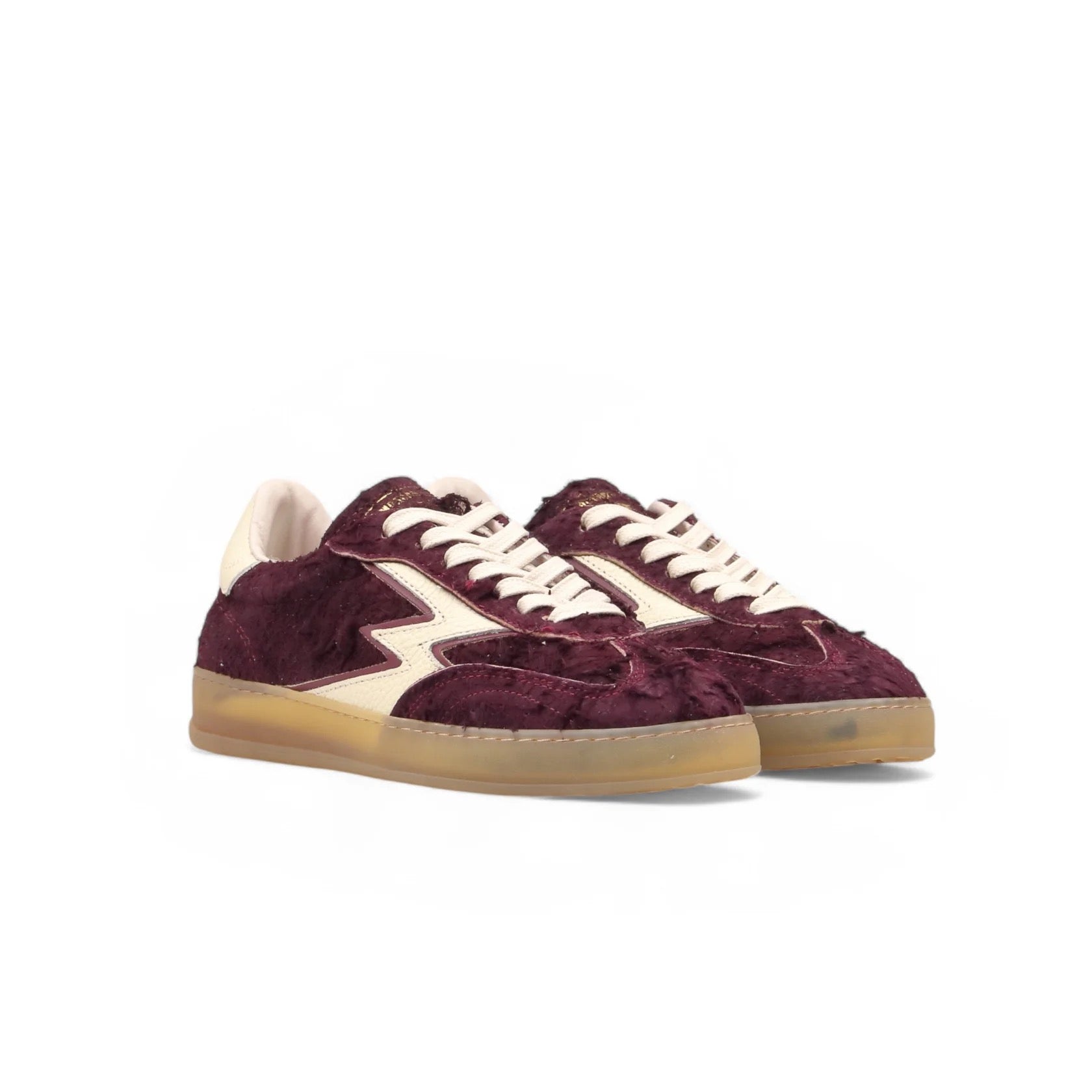 SNEAKER CLUB
