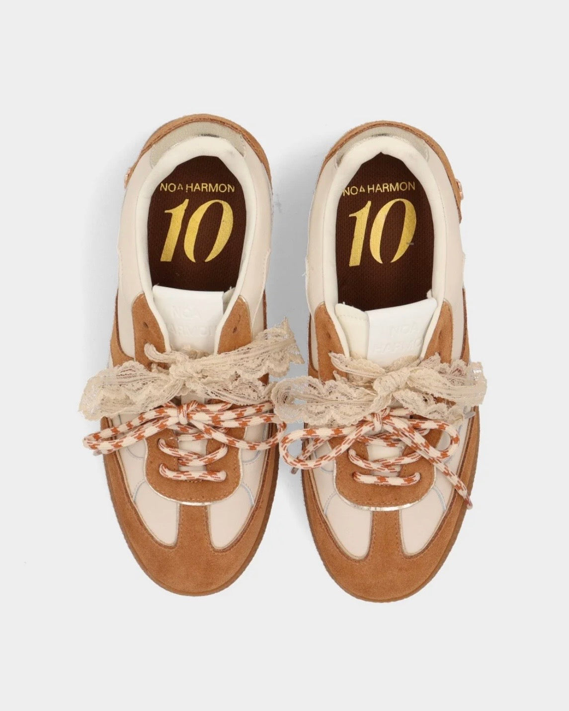 Noa Harmon 10 Sneakers