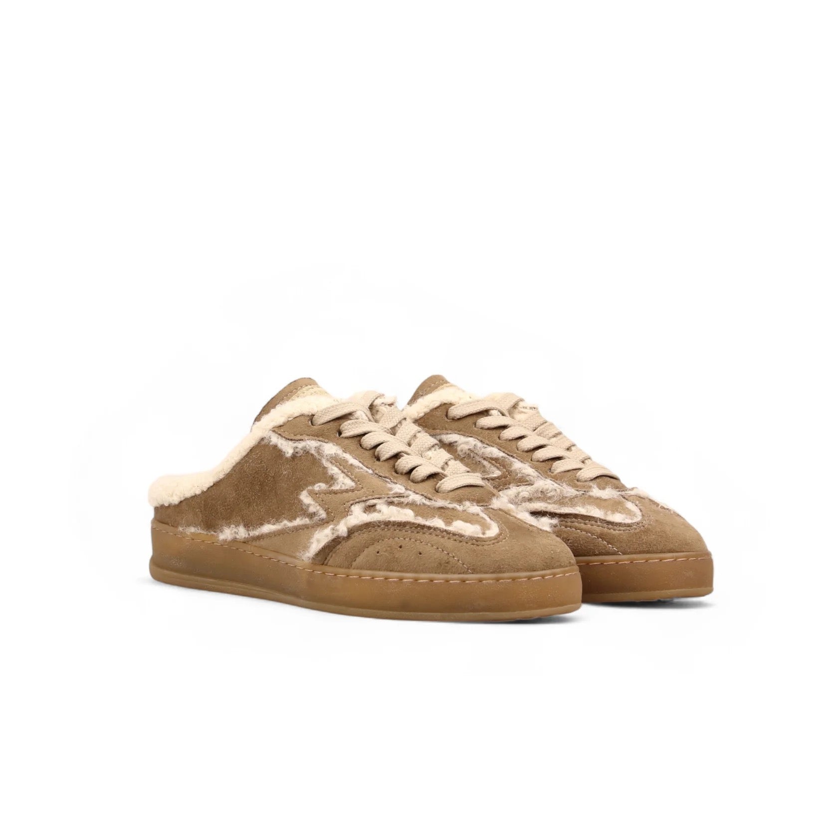 SNEAKER CLUB