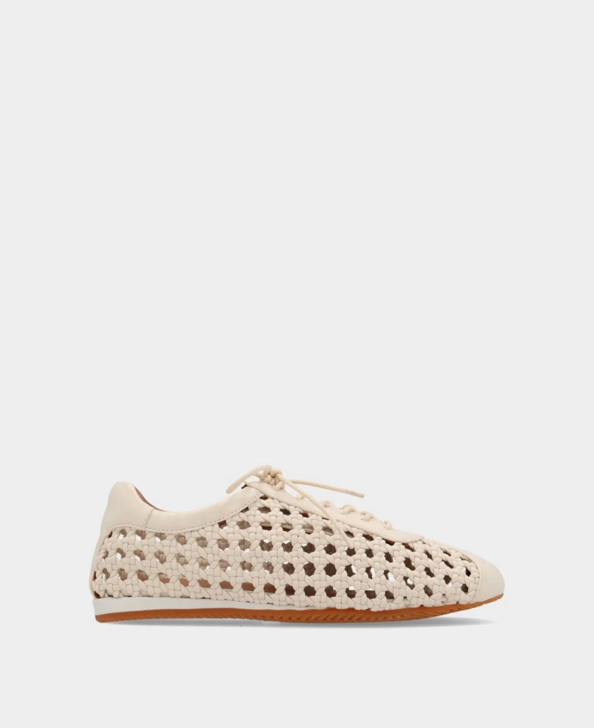 Noa Harmon Sneakers