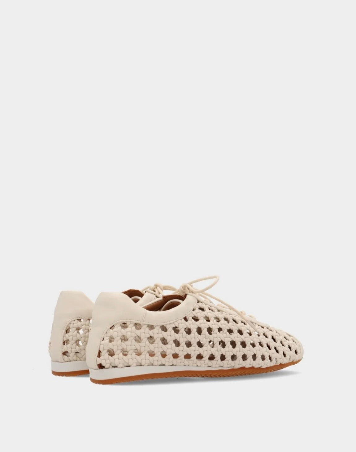 Noa Harmon Sneakers